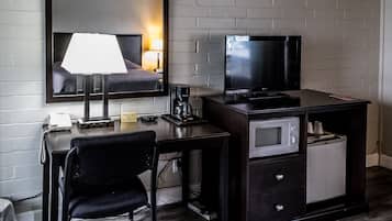 Camera, 1 letto king | Servizio della camera