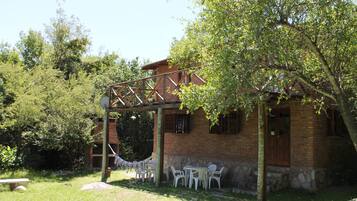 Cabin (Jatun Wasi) | Depan hartanah