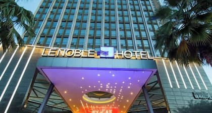 Le Noble Hotel