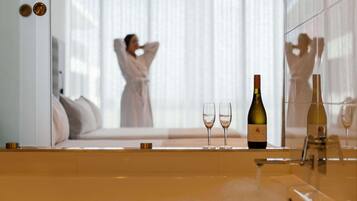 Minibar, in-room safe, desk, soundproofing
