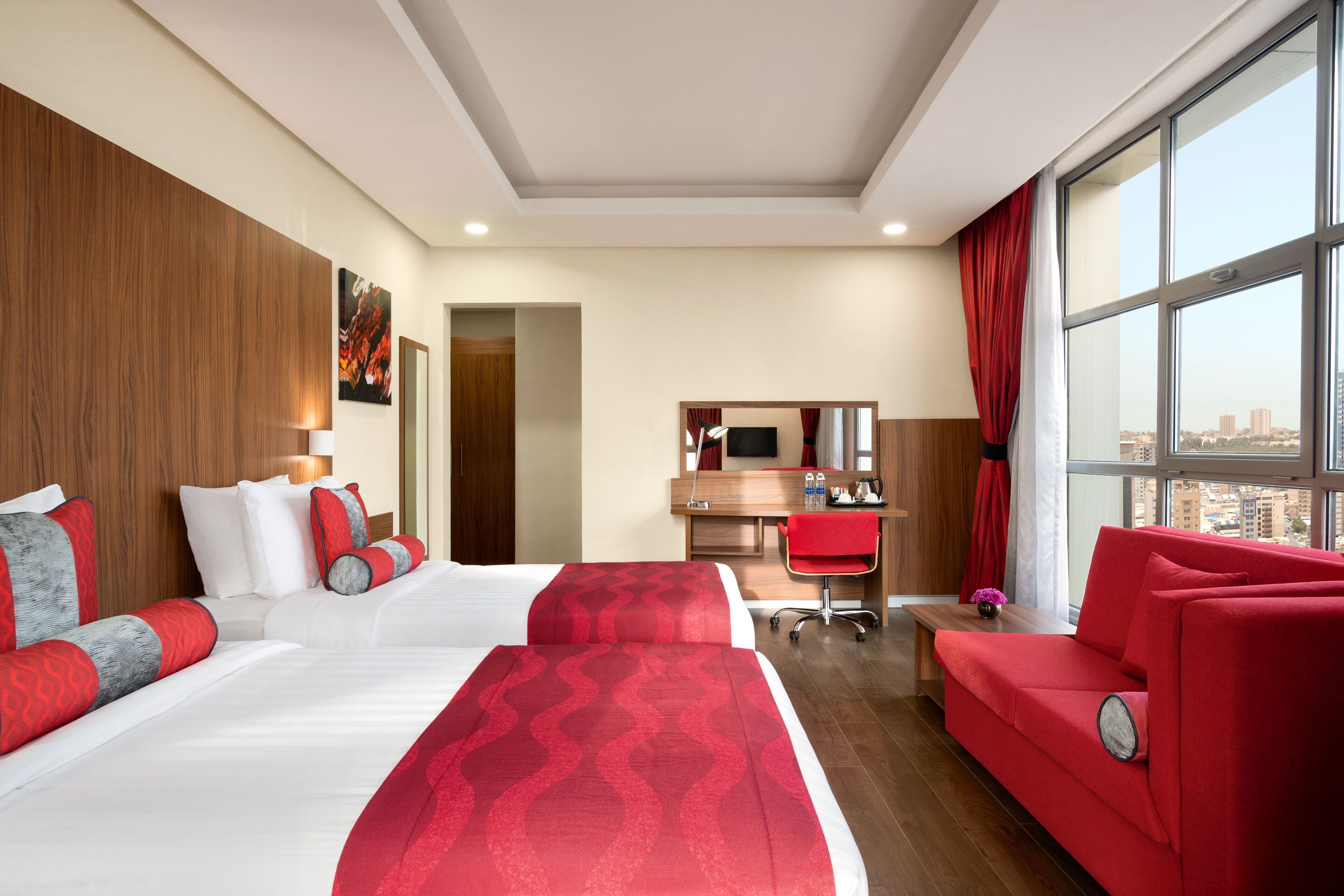 hypo-allergenic bedding, minibar, in-room safe, desk