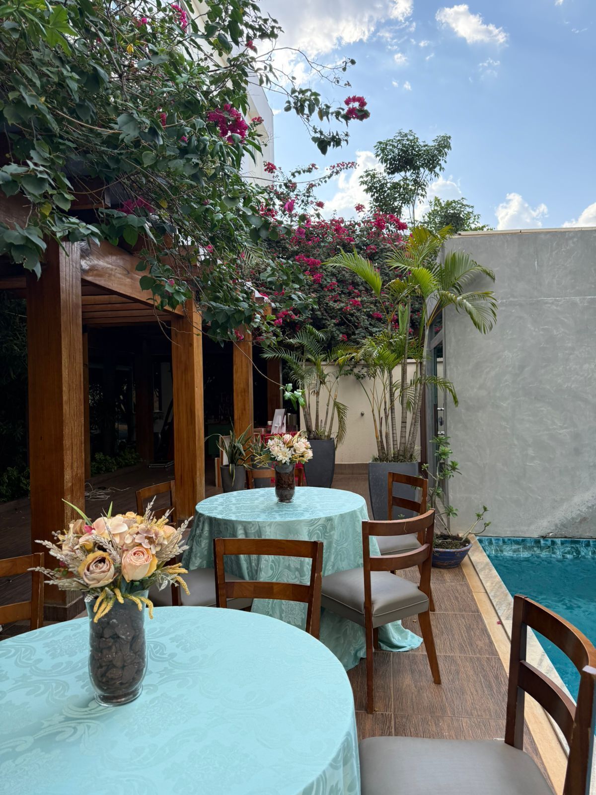 Deluxe Room | Terrace/patio