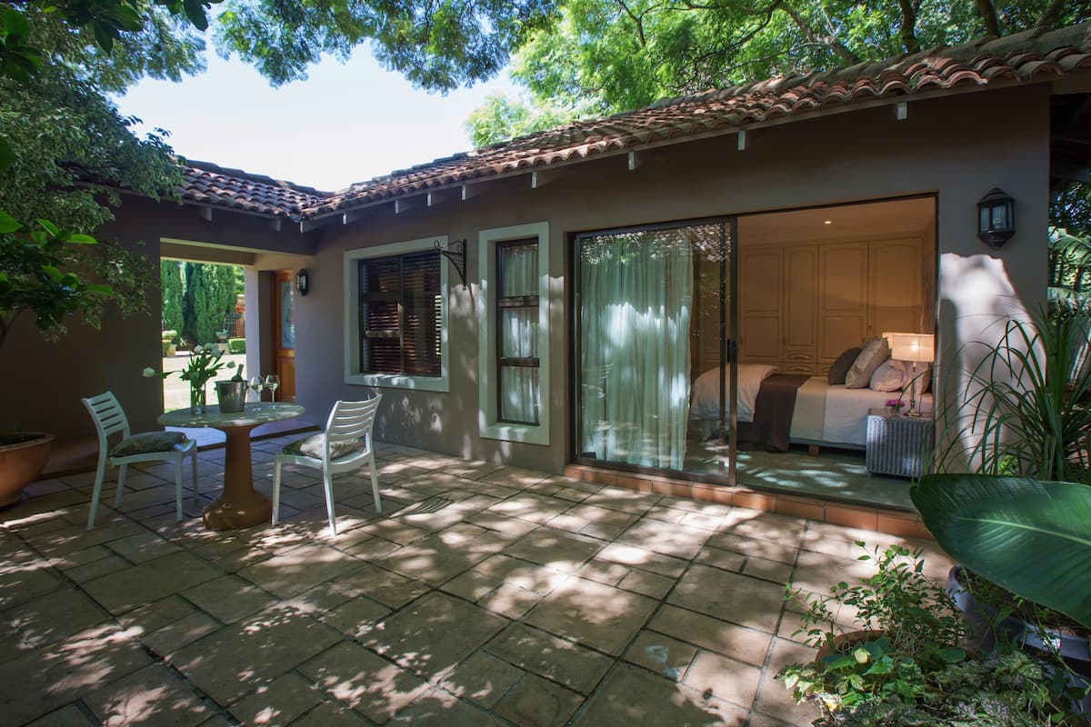 Executive Cottage, Garden View | Terrace/patio