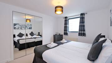 Apartment, 2 Bedrooms | Extra beds