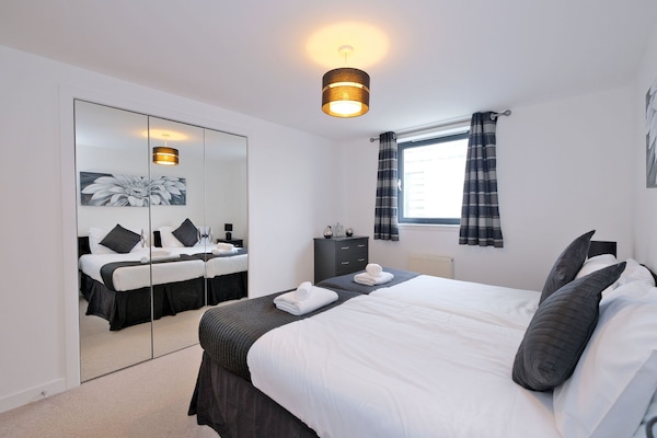 Apartment, 2 Bedrooms | Extra beds