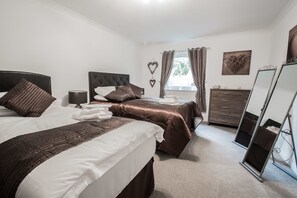 公寓, 5 间卧室 | 熨斗/熨衣板、免费 WiFi、床单