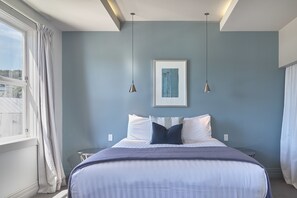 #70 The Penthouse Suite | Individually furnished, free WiFi, bed sheets