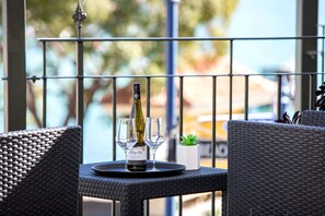 Superior Apartment | Terrace/patio