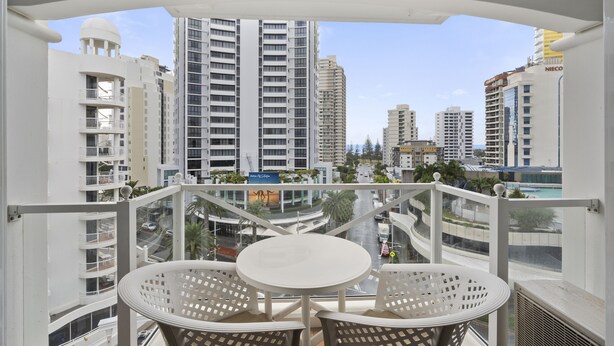 Apartment, 2 Schlafzimmer, Stadtblick | Balkon