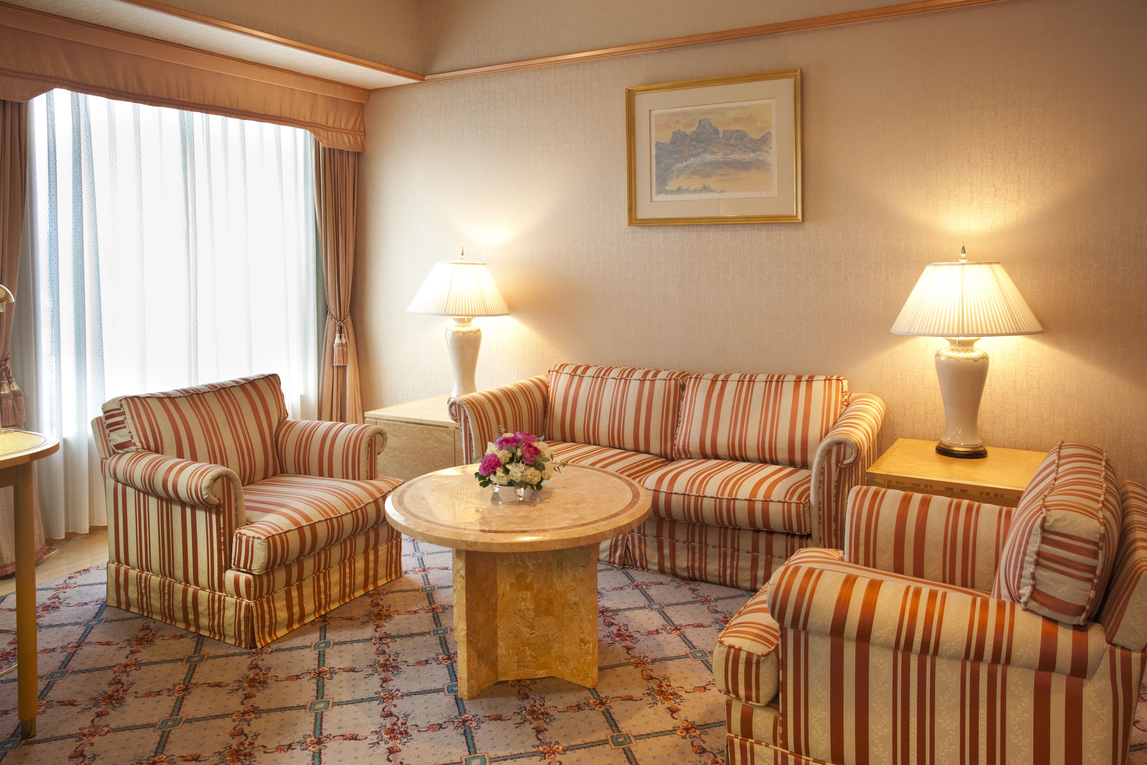 in-room safe, free wifi, bed sheets