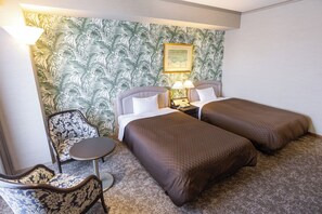 高級雙床房, 多張床, 吸煙房 | 客房內保險箱、免費無線上網、床單