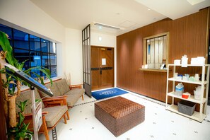 Kawasan tempat duduk lobi