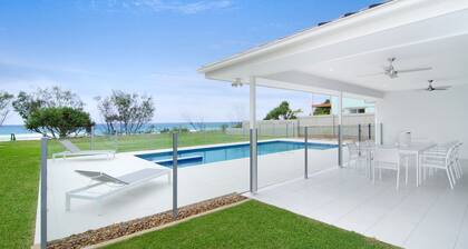 Sentosa at Tugun Beachfront Holiday Home