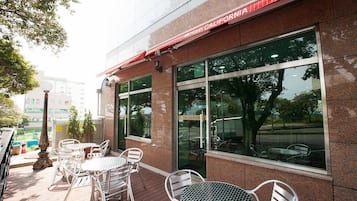 Sundeck