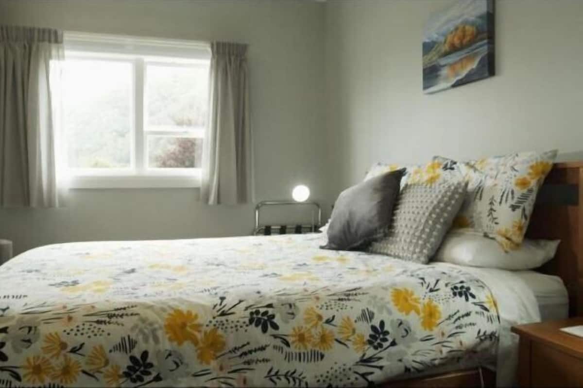 Iron/ironing board, free cots/infant beds, free WiFi, bed sheets
