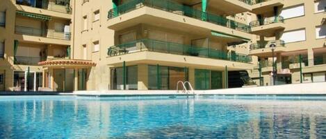 Piscina a l'aire lliure