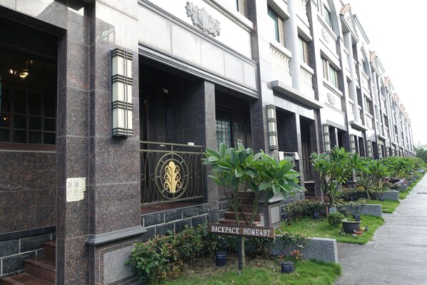 Property grounds - Backpack Home 497 - Hostel (Jinhu)