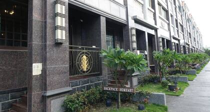 Backpack Home 497 - Hostel