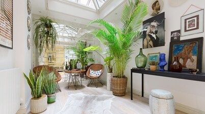 GREAT LOCATION -  Luxurious Knightsbridge Apartment - Steps from Harrods