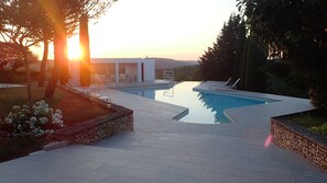 Outdoor pool - Exceptional little paradise, private park and pool, near Rocamadour, Sarlat...    (Calès)