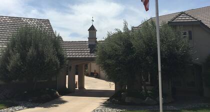 Le Petit Chalet of Paso Robles