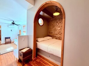 1 bedroom, iron/ironing board, travel cot, free WiFi