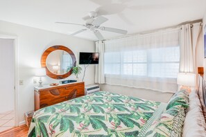 1 bedroom, iron/ironing board, free WiFi, bed sheets