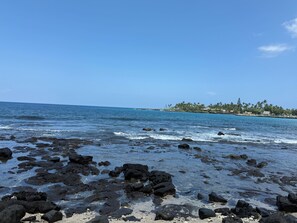 Espreguiçadeiras, toalhas de praia 