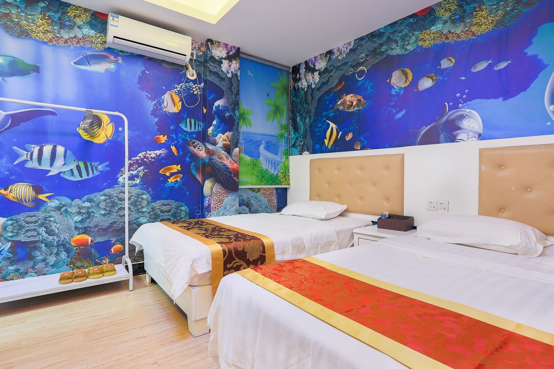 family suite, 1 bedroom, non smoking, kitchenette | blackout curtains, rollaway beds, free wifi