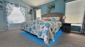 5 عدّة غرف نوم ومكواة/لوح كي وسرير سفر وواي فاي مجانًا