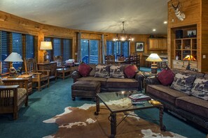 Smart TV, fireplace, DVD player, table football