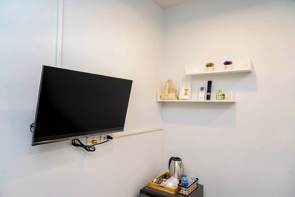 ห้องทวิน, ห้องน้ำรวม | โต๊ะทำงาน, Wi-Fi ฟรี, ผ้าปูที่นอน