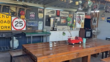 Aire de pique-nique/barbecue