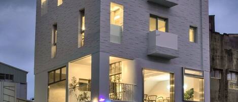 Front of property - evening/night