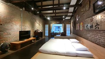 Egyptian cotton sheets, premium bedding, down comforters