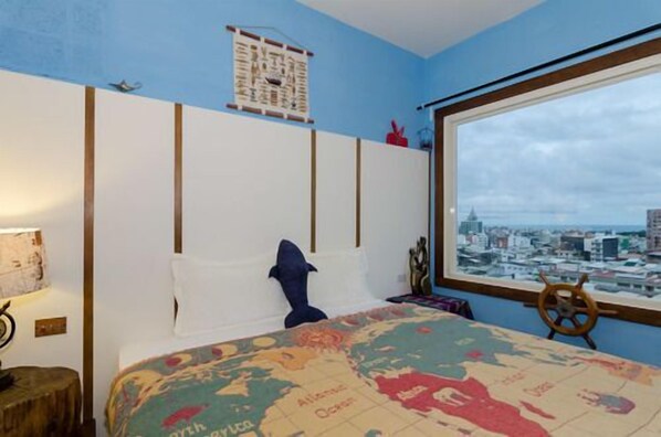 Desk, blackout curtains, rollaway beds, free WiFi