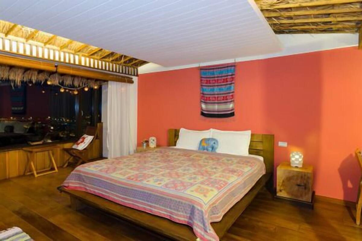 Desk, blackout curtains, rollaway beds, free WiFi
