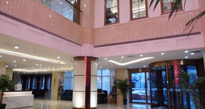 Hongluyuan Ningjiang Grand Hotel