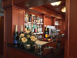 Bar (en el alojamiento)