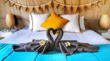 Rollaway beds, bed sheets