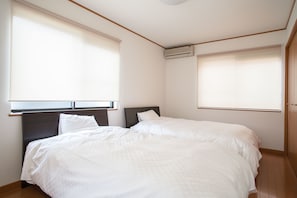 3 habitaciones y caja de seguridad en la habitación 