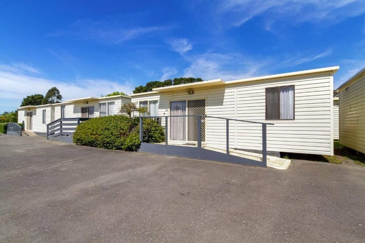 Economy-Ferienhütte, 2 Schlafzimmer | Terrasse/Patio