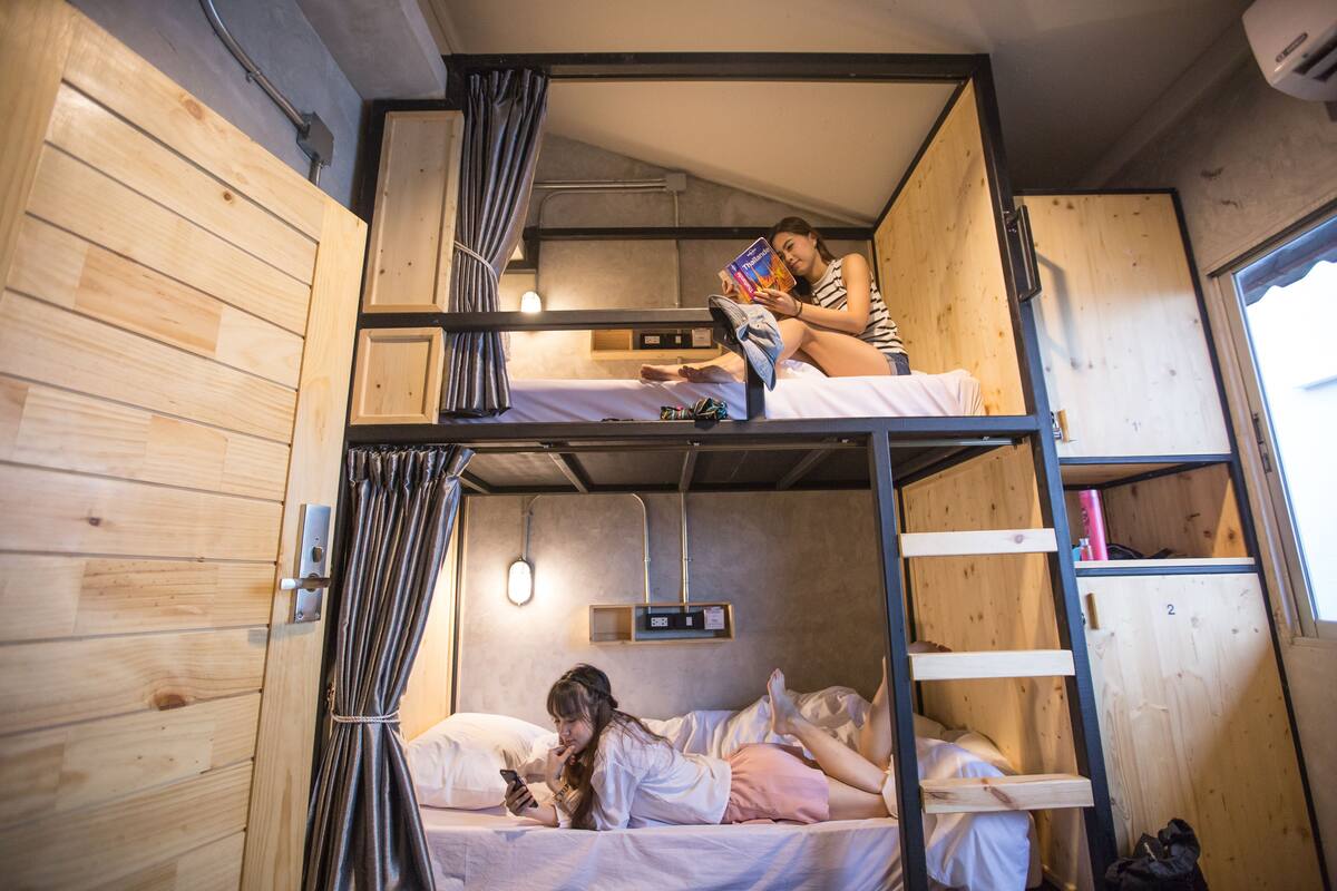 Premium bedding, free WiFi