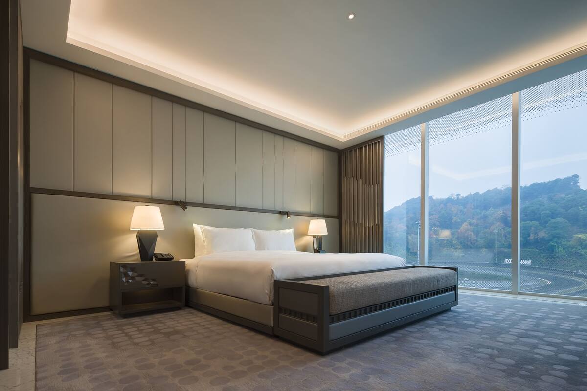 Studio | Luxe beddengoed, een minibar, een kluis op de kamer, een bureau