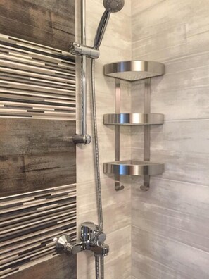 Bathroom shower - Apart Hotel Iglika (Pomorie)