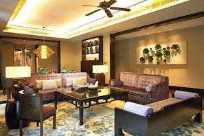 Premium bedding, minibar, in-room safe, desk