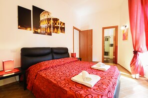 Deluxe Room (Cesare) - MICLAD BeB Colosseum Guest House (Rome)