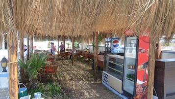 Poolside bar