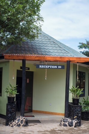 Exterior - Arusha Giraffe Lodge (Arusha)