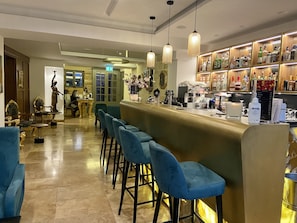 Bar (en la propiedad)